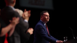 Британският министър на здравеопазването Уес Стрийтинг увери че няма да