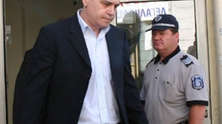 Заплашват със съд измамените танцьори от "Шоуто на Слави"