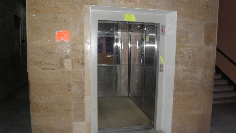 Проверяват фирмата, поддържала пропадналия асансьор в Пловдид