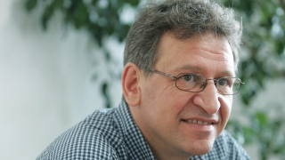 Министърът не може да определя какви да са здравните пакети