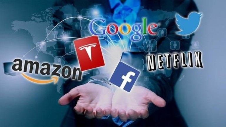 Експерт: Трябва да национализираме Google, Facebook и Amazon