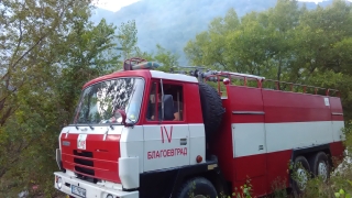 Пожар пламна в местността Баларбаши над Благоевград в късните следобедни