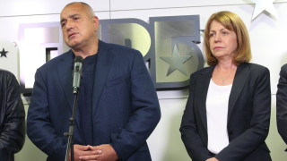 Не е нормално една партия да спечели всички областни градове