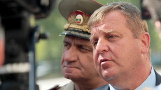 След 10 месеца ще бъде готов първият ремонтиран самолет Су 25