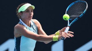 Виктория Томова отпадна на полуфиналите на тенис турнира на трева