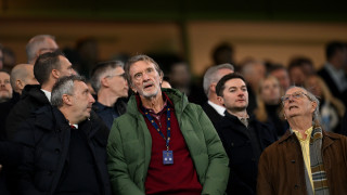 Един от съсобствениците на Манчестър Юнайтед сър Джим Ратклиф постигна първата