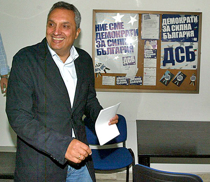 Костов: Борисов няма право на трета грешка