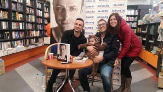 Димитър Бербатов се завърна в родния Благоевград за да представи