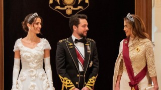 Вече официалната съпруга на йорданския принц Хюсеин принцеса Раджуа ал