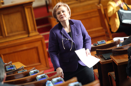Политически пазарлъци за шеф на БНБ няма да има, обеща Менда Стоянова 