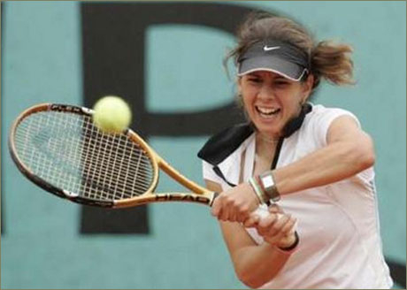 Пиронкова във втория кръг от квалификациите в Антверпен 