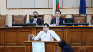 Няма нищо скандално в записа от заседанието на ДБ Тази