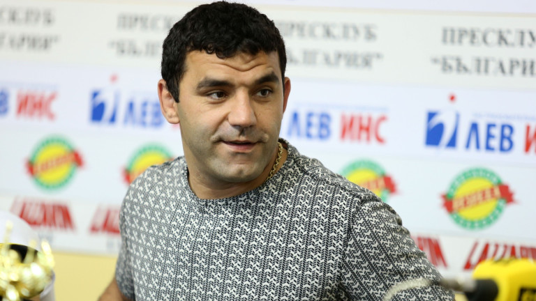 Петър Касабов бе избран за Треньор №1 в борбата за