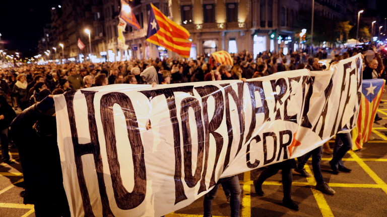 Испания гласува за четвърти път на парламентарни избори от 2015 г. - News.bg
