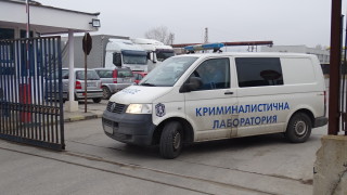 Продължава издирването на обирджиите на митницата в Благоевград съобщава bTV