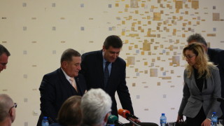 Няма възможност да се намалят цените на горивата в рамките