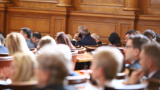 Хюсни Адем положи клетва като депутат от ДПС в 50 то