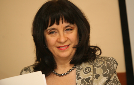 Няма да намаляват драстично лятната ваканция на учениците