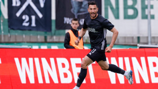 Футболистът на Пирин Благоевград Станислав Манолев говори пред Домът