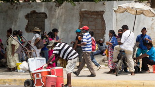 Четвъртата най-тежка хранителна криза в света: какво се случва във Венецуела?