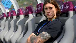 Италианският защитник Рикардо Калафиори официално подписа с Арсенал Това съобщиха