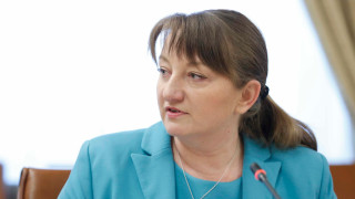 ГЕРБ иска оставката на вицепремиера Калина Константинова и оценява като