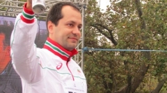 Калин Каменов отличи Владимир Паскалев за принос в развитието на волейбола в България