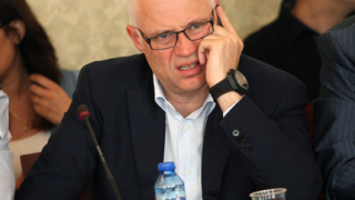 Искаме ли да имаме зимен туризъм или не, попита Цеко Минев
