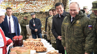 Русия е домакин на мащабни международни военни учения в Централна