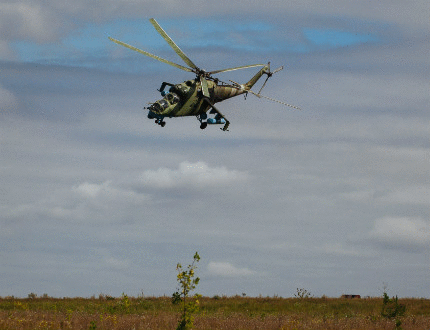 Селена Гомес се точи на Орландо Блум 