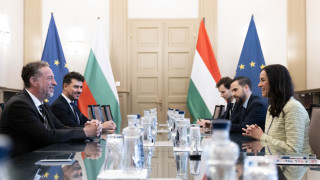 Иво Христов и Анита Орбан обсъдиха предизвикателствата пред сигурността
