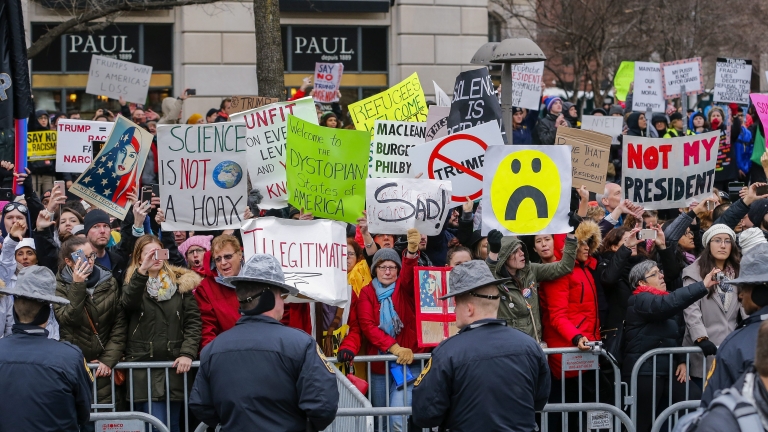Над 200 протестиращи срещу Тръмп са задържани във Вашингтон