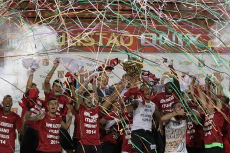 Третодивизионният Итуано измъкна титлата на Сантос в щата Сао Пауло