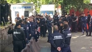 Грозни сцени се разиграха отново на стадион Българска армия Десетки