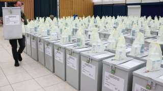 Днес кипърците гласуват на президентски избори които разделиха политическата десница