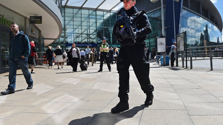 Слаби са били мерките за сигурност на концерта в Манчестър, според очевидец