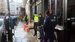 Санкционират собствениците на сградата, в чиято шахта пропадна бременна жена