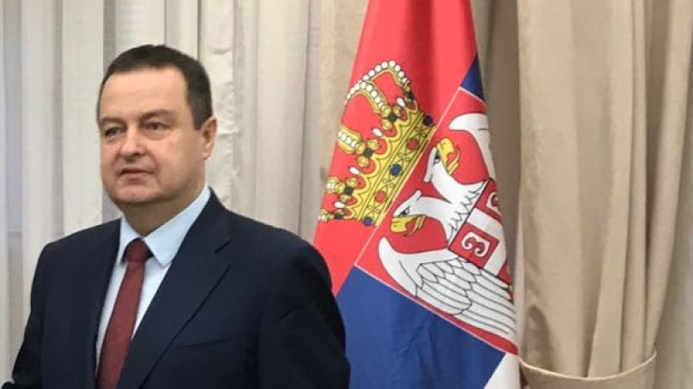 Сърбия изтегли дипломатите си от Скопие