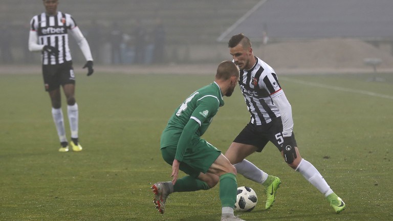 От Локомотив (Пд) удължиха договора на Милош Петрович