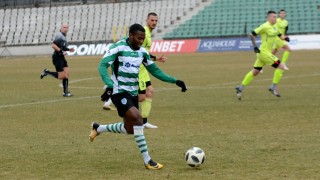 Крилото на Черно море Аристот Ндонгала говори пред френските медии