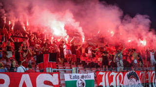 Привържениците на Локомотив София се оплакаха че са били атакувани