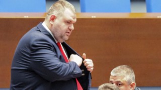 Пеевски към президента: Румен да излиза с партия, чакам го на терена