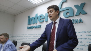 Екипът на президента на Украйна Володимир Зеленски покани гражданите на