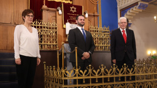 Германският парламент одобри промени в петък които ще улеснят потомците