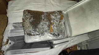 Митнически служители откриха близо 71 000 къса цигари и 70