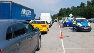 Специализирана операция по метода широкообхватен контрол се проведе от 10