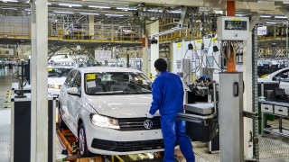 Край на автомобилите: Завод на Volkswagen навлиза в нова индустрия