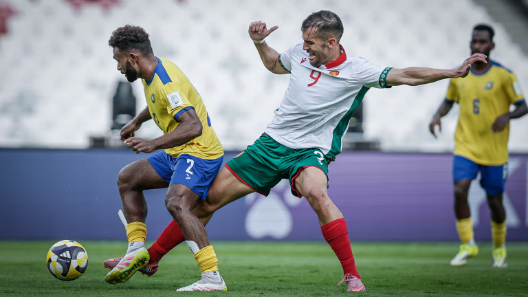 Владимир Николов получи скъп подарък от FIFA