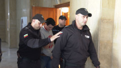 Оставиха в ареста обвиняемият за тройното убийство в Люляково