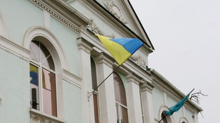 Окупационните власти в Крим забраниха меджлиса на кримските татари